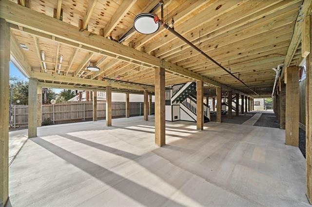 808 Sealy Street - Photo 21