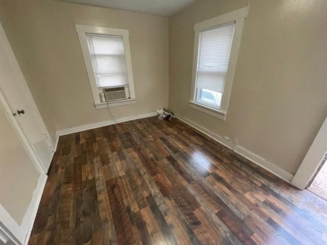 609 16th Street - Photo 1