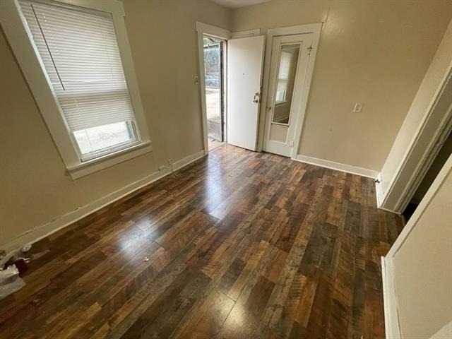 609 16th Street - Photo 5