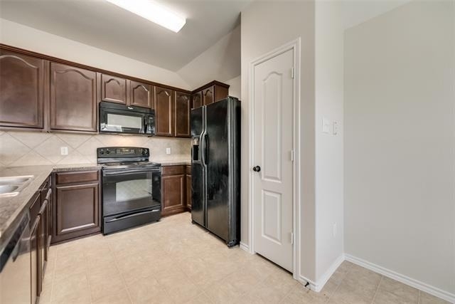 8420 Sonnet Drive - Photo 11