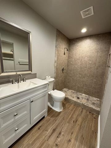 320 W 6th Street - Photo 6