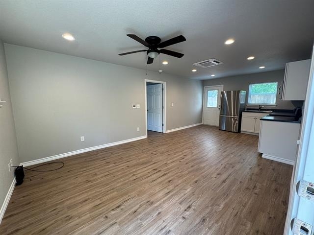 320 W 6th Street - Photo 14