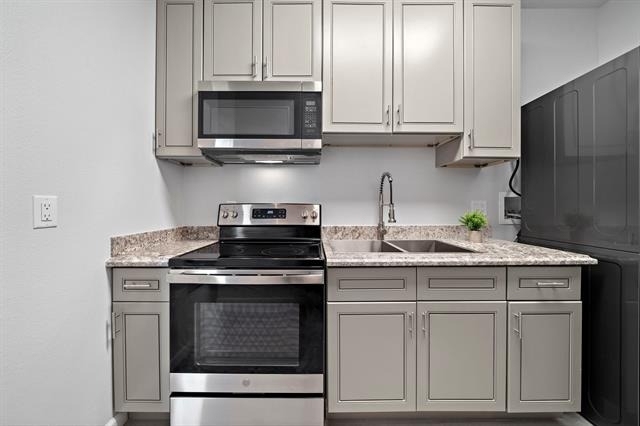 808 Sealy Street - Photo 15