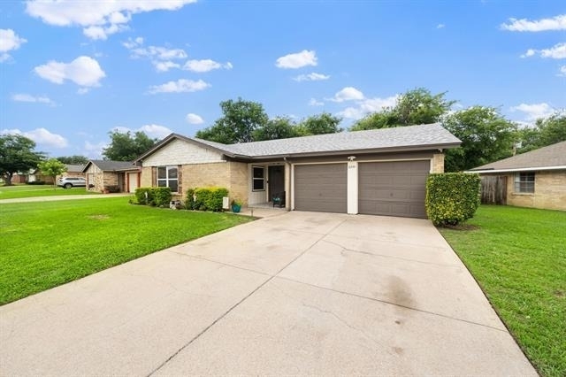 6244 Melinda Drive - Photo 2
