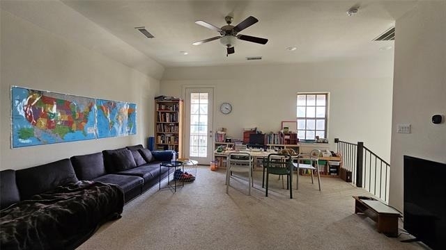 1042 Stephen Street - Photo 13