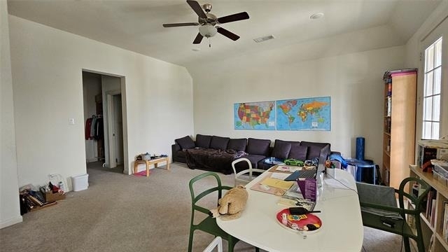 1042 Stephen Street - Photo 11