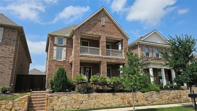 1042 Stephen Street - Photo 1