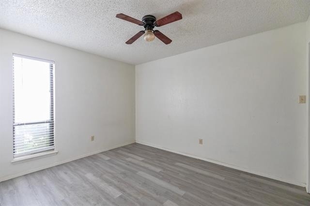 4925 Greenslope Drive - Photo 25