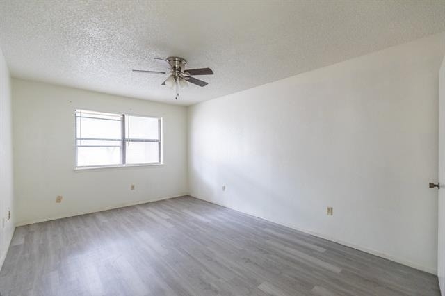 4925 Greenslope Drive - Photo 14