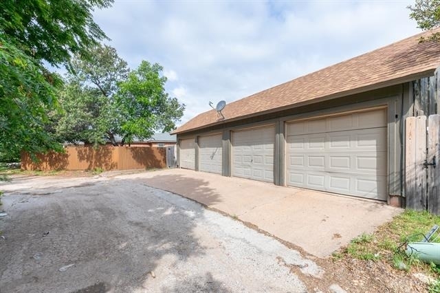 4925 Greenslope Drive - Photo 31