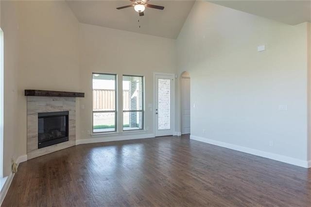 560 Thoroughbred Avenue - Photo 7