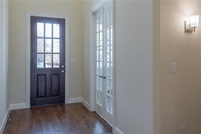 560 Thoroughbred Avenue - Photo 1