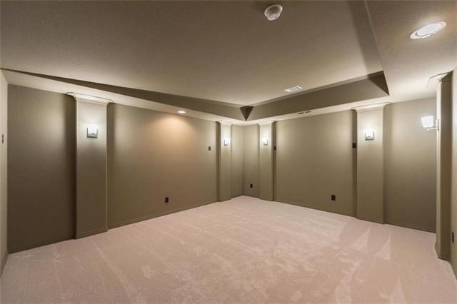 560 Thoroughbred Avenue - Photo 21