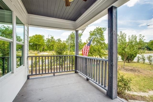 403 Parkview Avenue - Photo 2