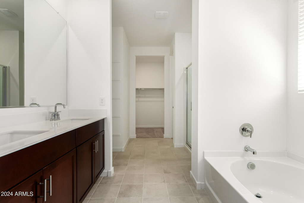 16038 W El Cortez Place - Photo 11