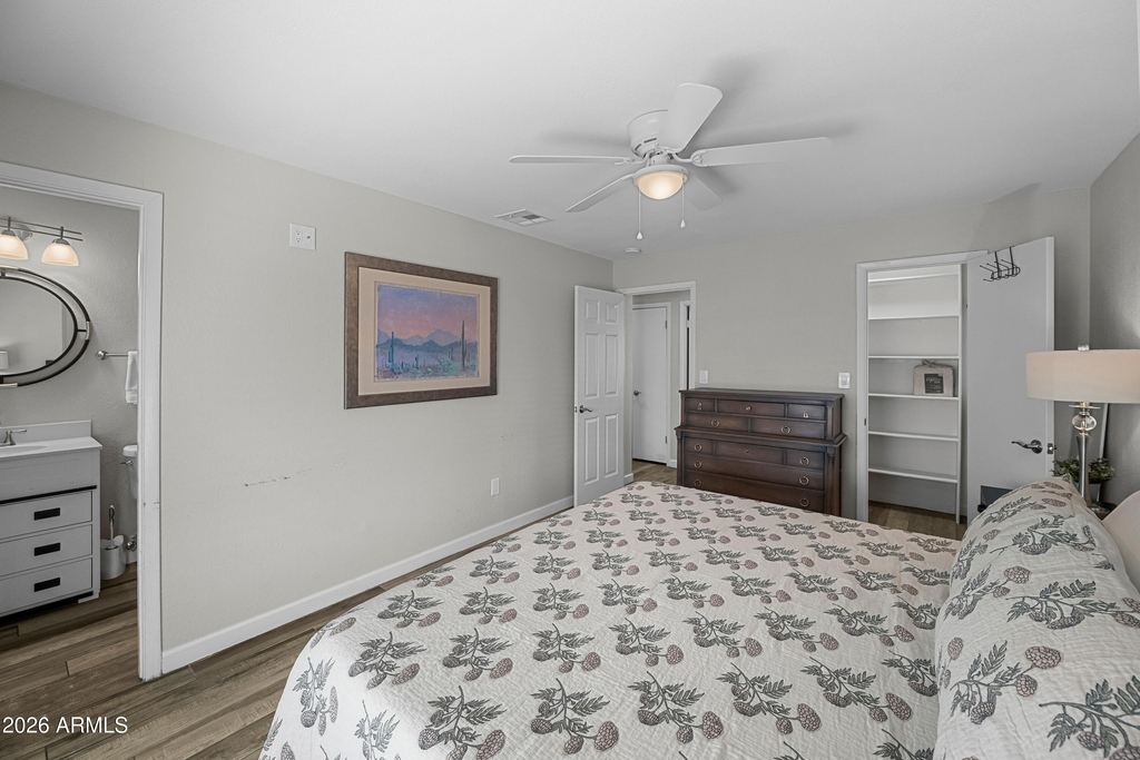 208 E Oxford Drive - Photo 16