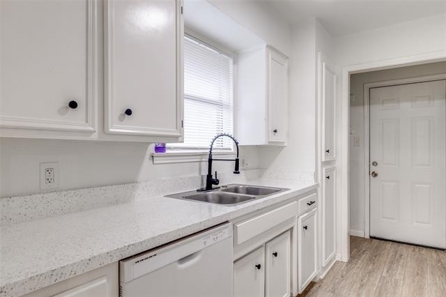 2428 Summer Place Drive - Photo 5