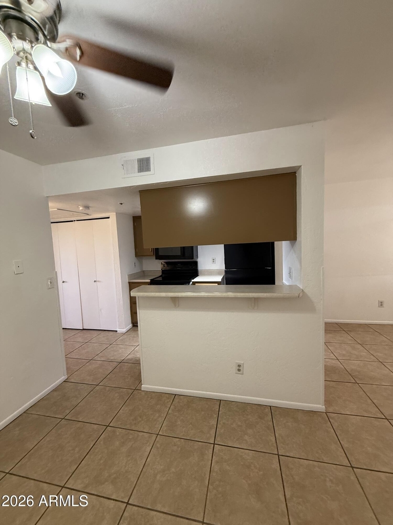 12123 W Bell Road - Photo 6