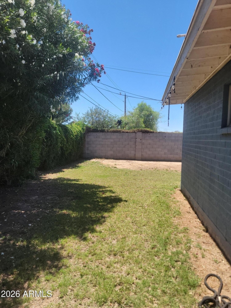 204 N Standage Street - Photo 39