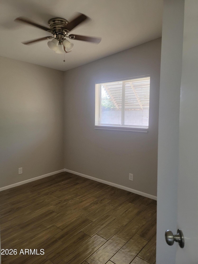 204 N Standage Street - Photo 28