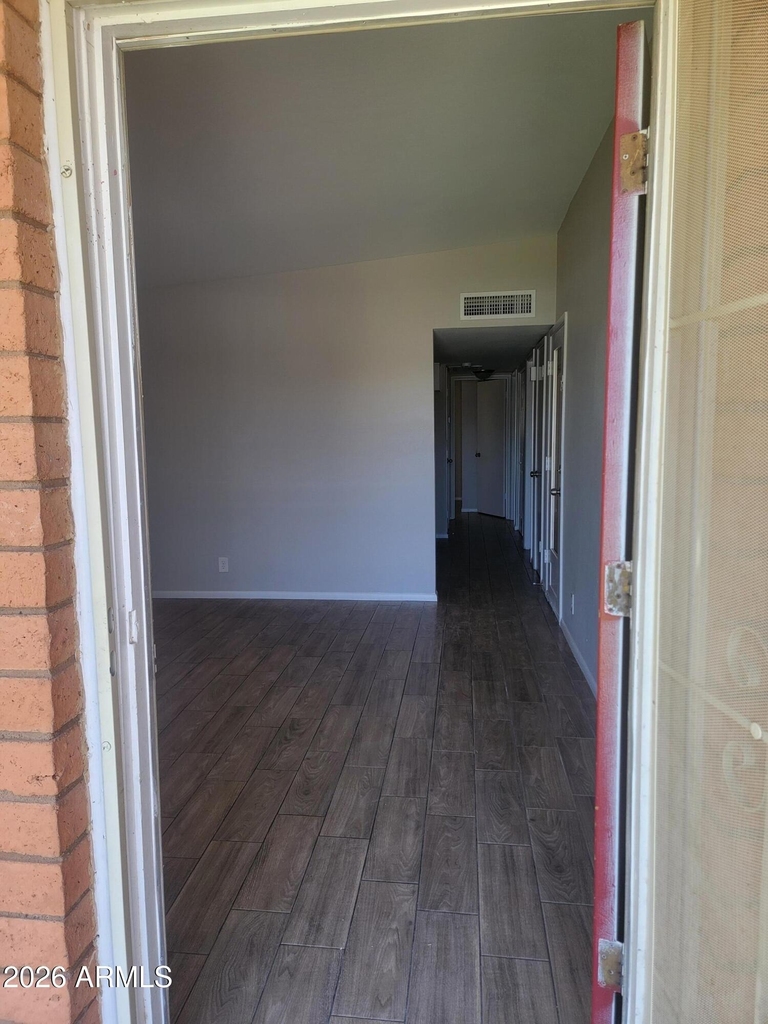 204 N Standage Street - Photo 5