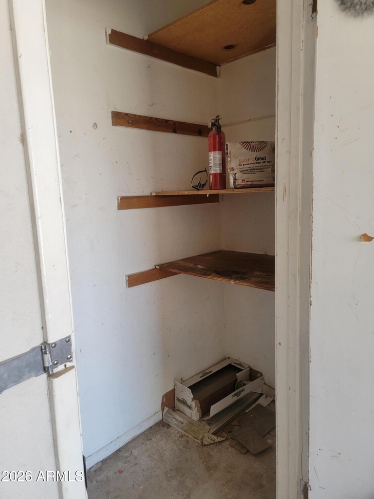 204 N Standage Street - Photo 35