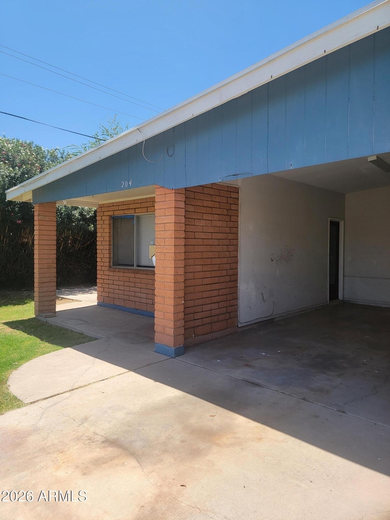 204 N Standage Street - Photo 4