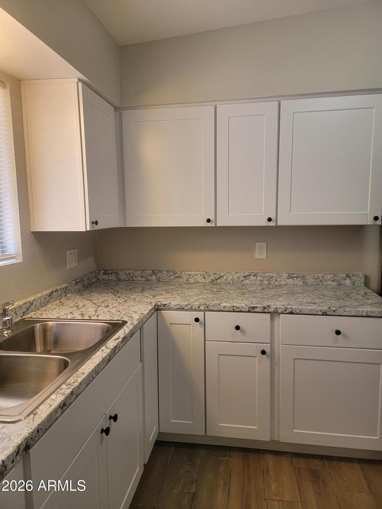 204 N Standage Street - Photo 15