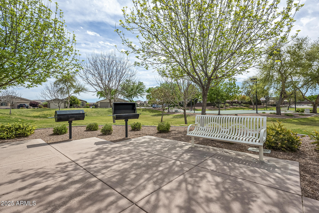135 W Yellow Wood Avenue - Photo 33
