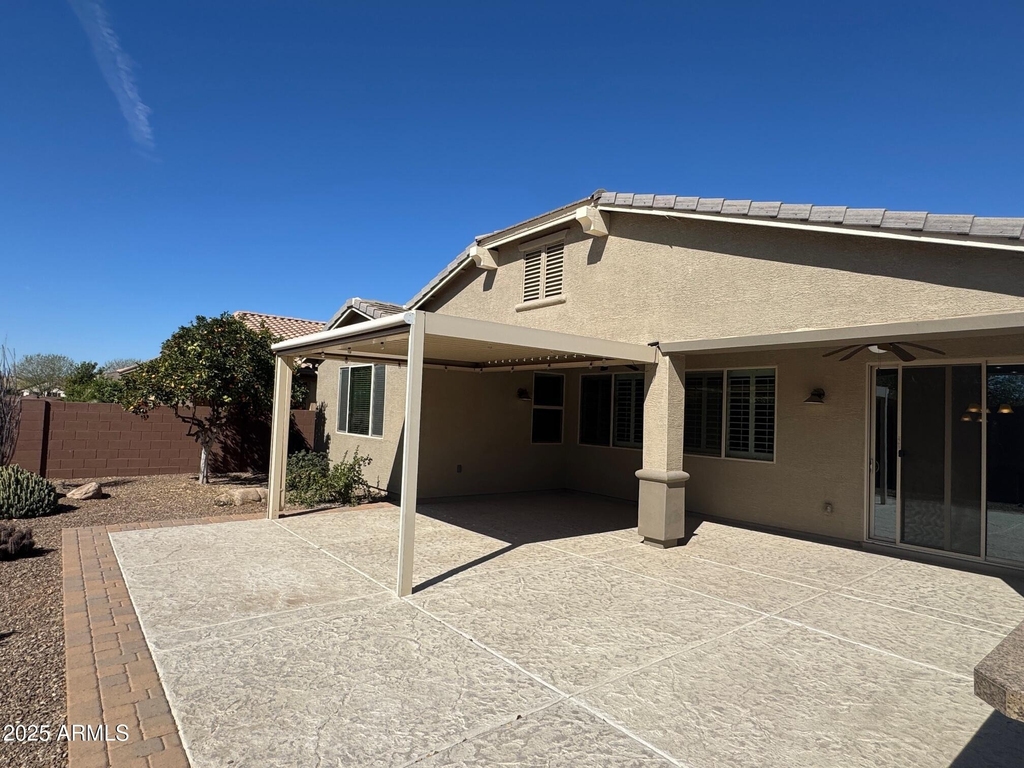 135 W Yellow Wood Avenue - Photo 3