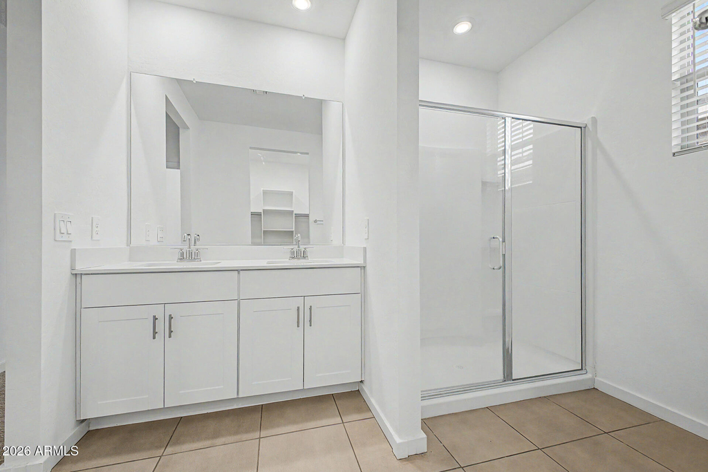 16036 W Desert Hollow Drive - Photo 6
