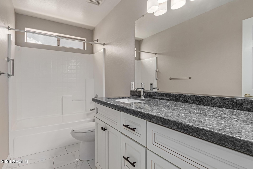 16523 W Saguaro Lane - Photo 10