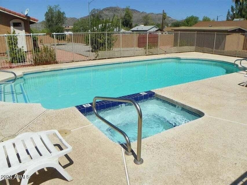 1336 E Mountain View Road - Photo 21