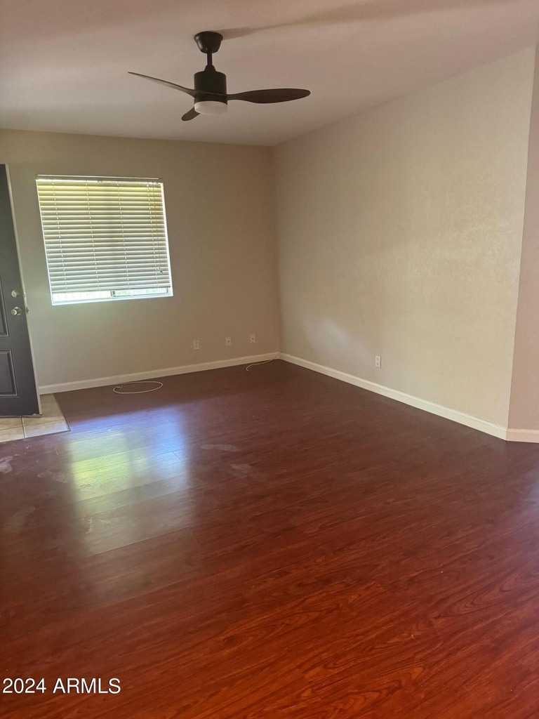 1336 E Mountain View Road - Photo 7