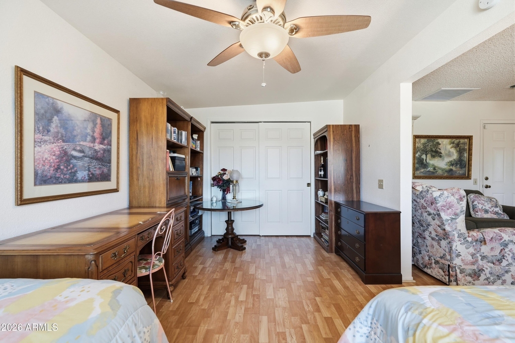 9807 W Mockingbird Drive - Photo 18