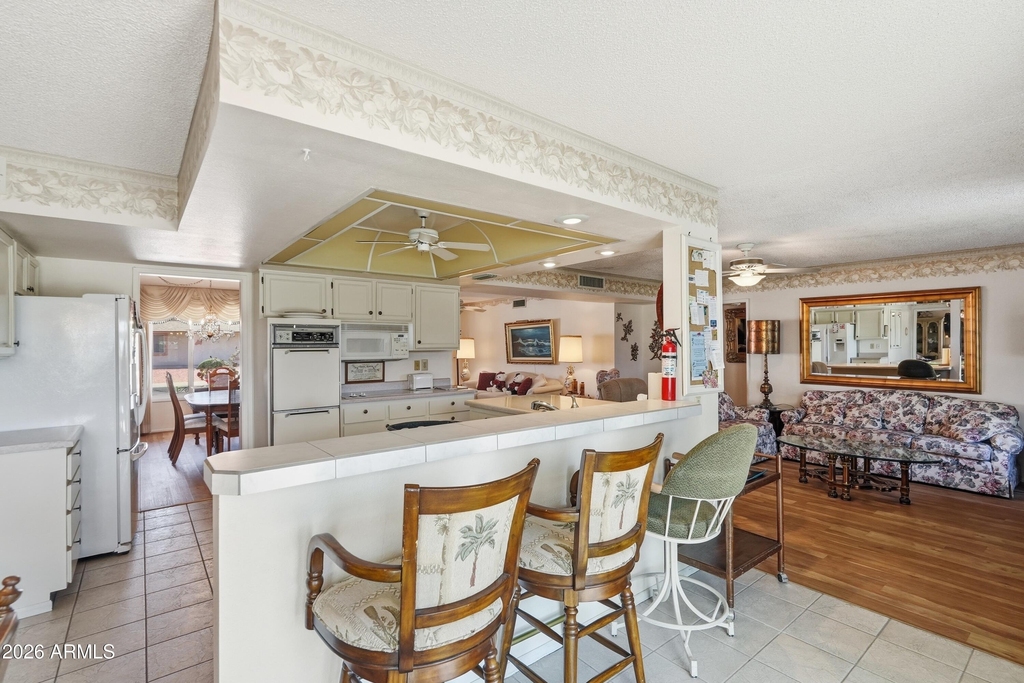 9807 W Mockingbird Drive - Photo 13
