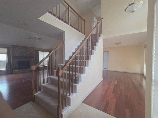 6606 Cliffwood Court - Photo 4