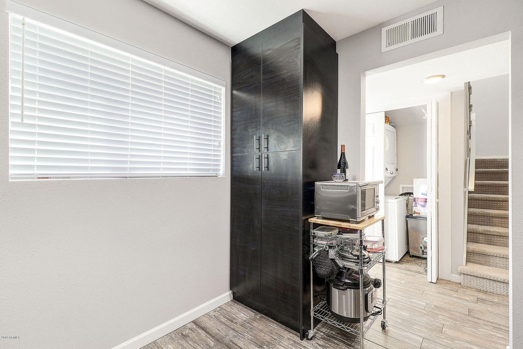 3635 E Turney Avenue - Photo 4