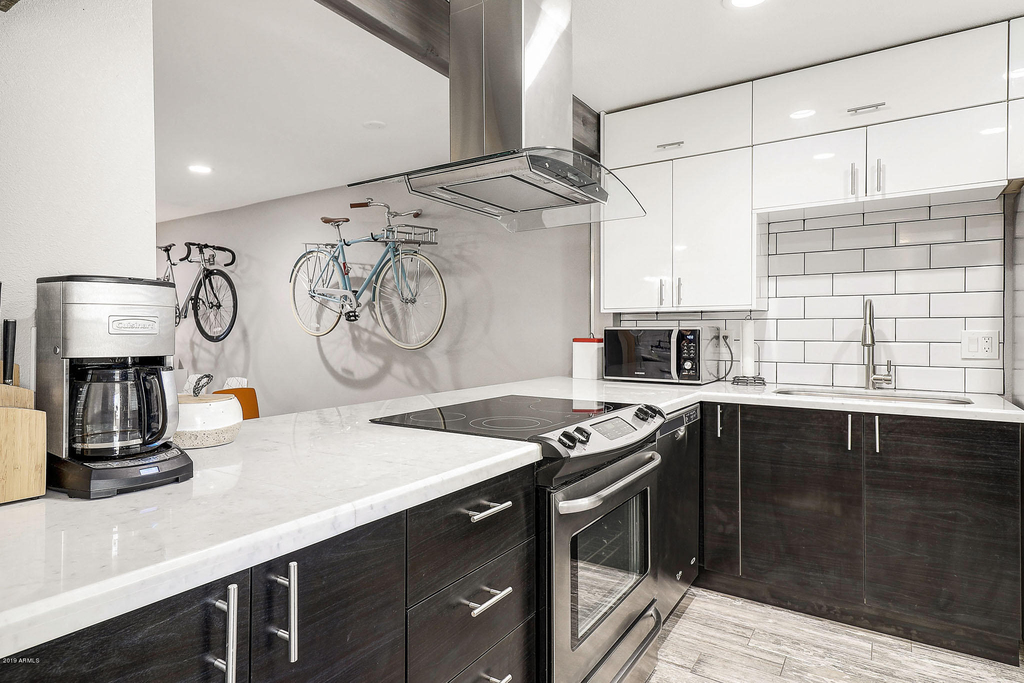 3635 E Turney Avenue - Photo 1