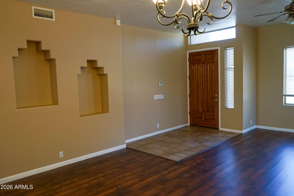 541 N Danielson Way - Photo 5