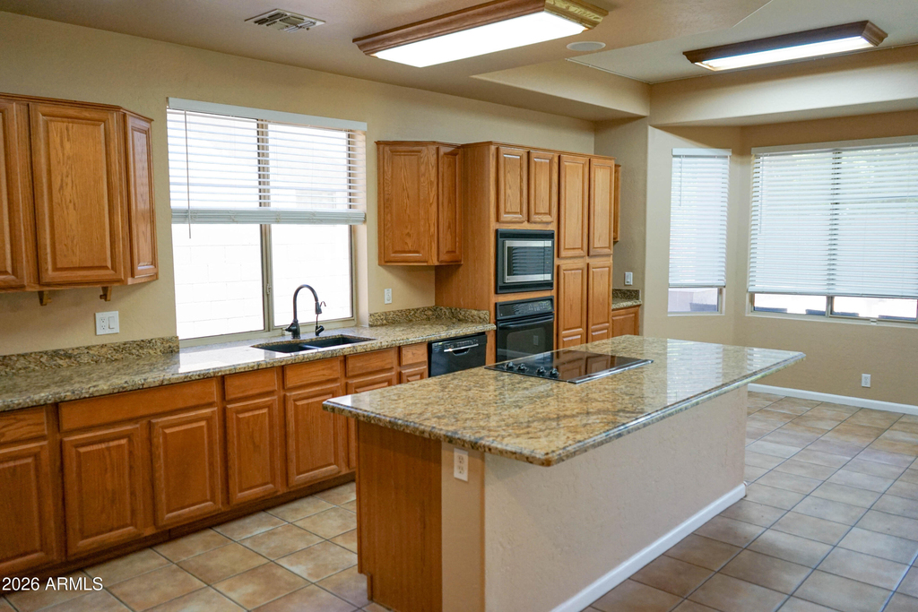 541 N Danielson Way - Photo 6