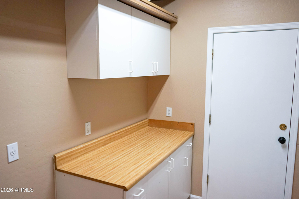 541 N Danielson Way - Photo 32