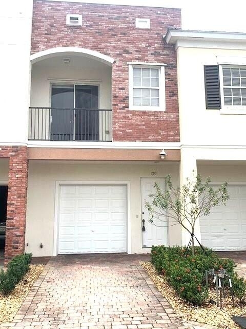 10480 Sw Stephanie Way - Photo 0