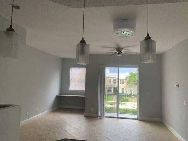 10480 Sw Stephanie Way - Photo 3