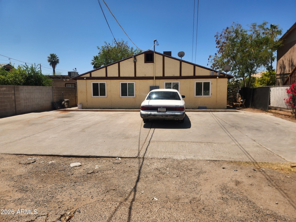 918 E Garfield Street - Photo 11