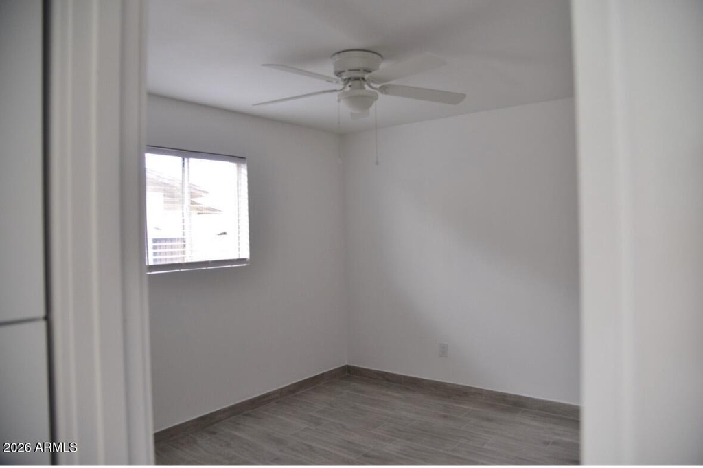 11033 N 16th Avenue - Photo 6