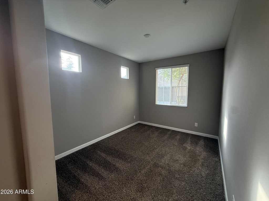 1255 N Arizona Avenue - Photo 2