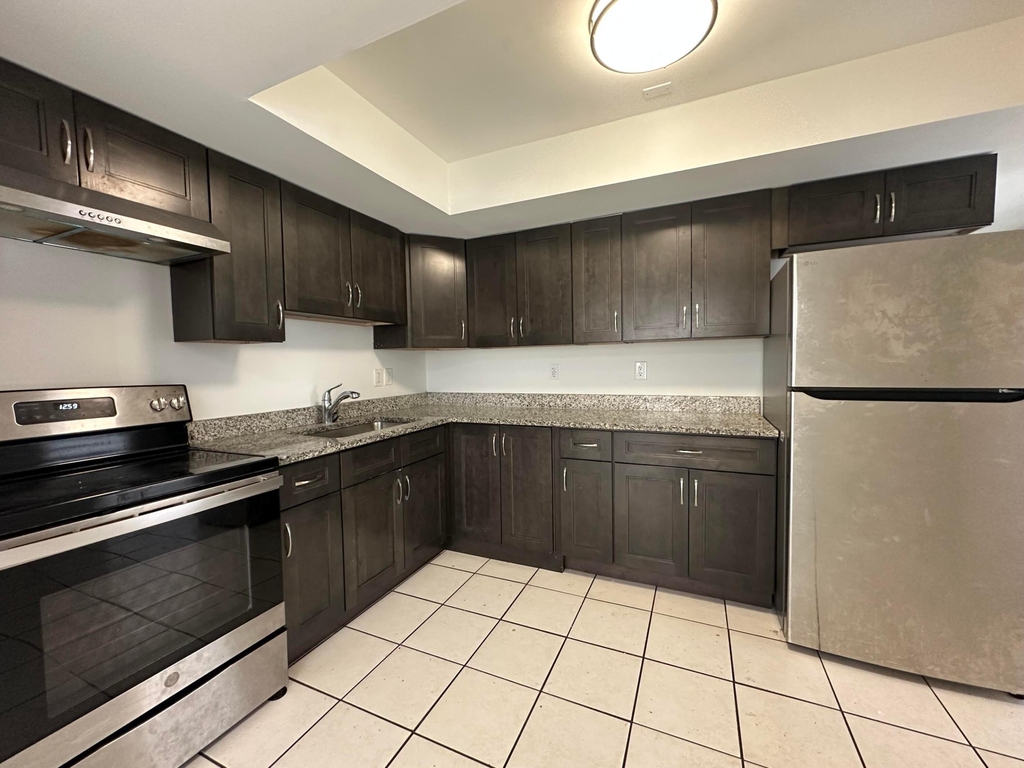 4606 Se Binnacle Way - Photo 1