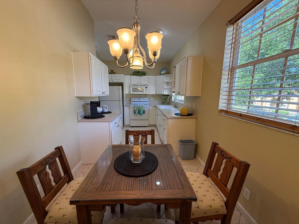 8408 Mulligan Circle - Photo 4