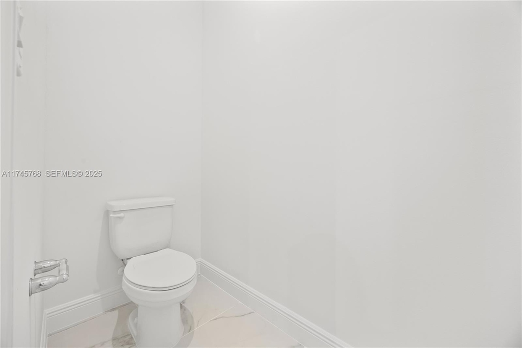3542 Nw Solange Court - Photo 24